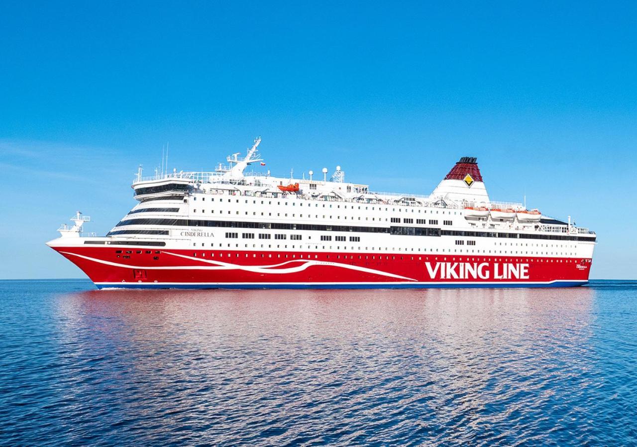 Viking Line Ferry Amorella - To Stockholm * Helsinki